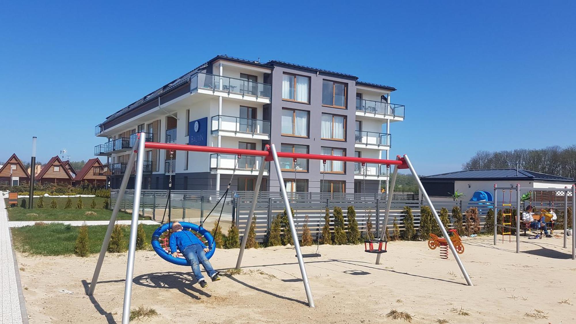 Apartamenty Przystanek Plaza Sarbinowo Exterior photo